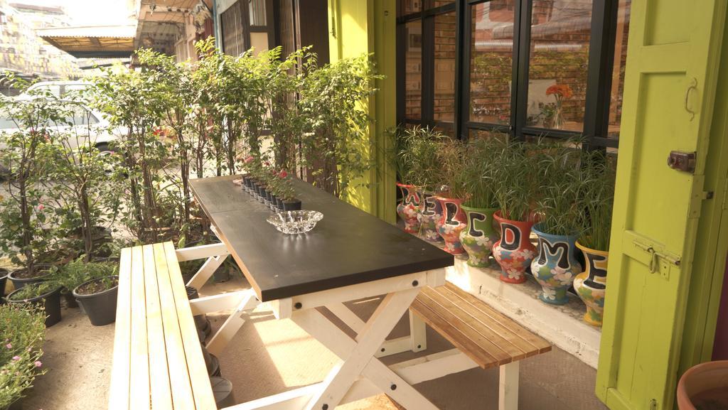 Tiger Lily Hostel 曼谷 外观 照片