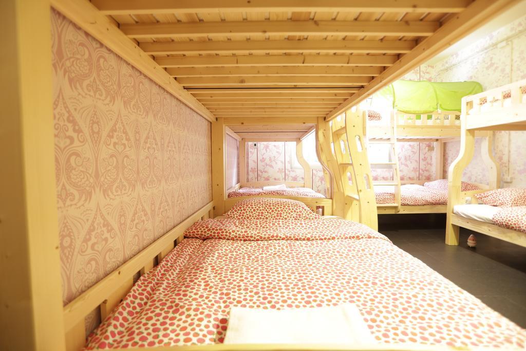 Tiger Lily Hostel 曼谷 客房 照片