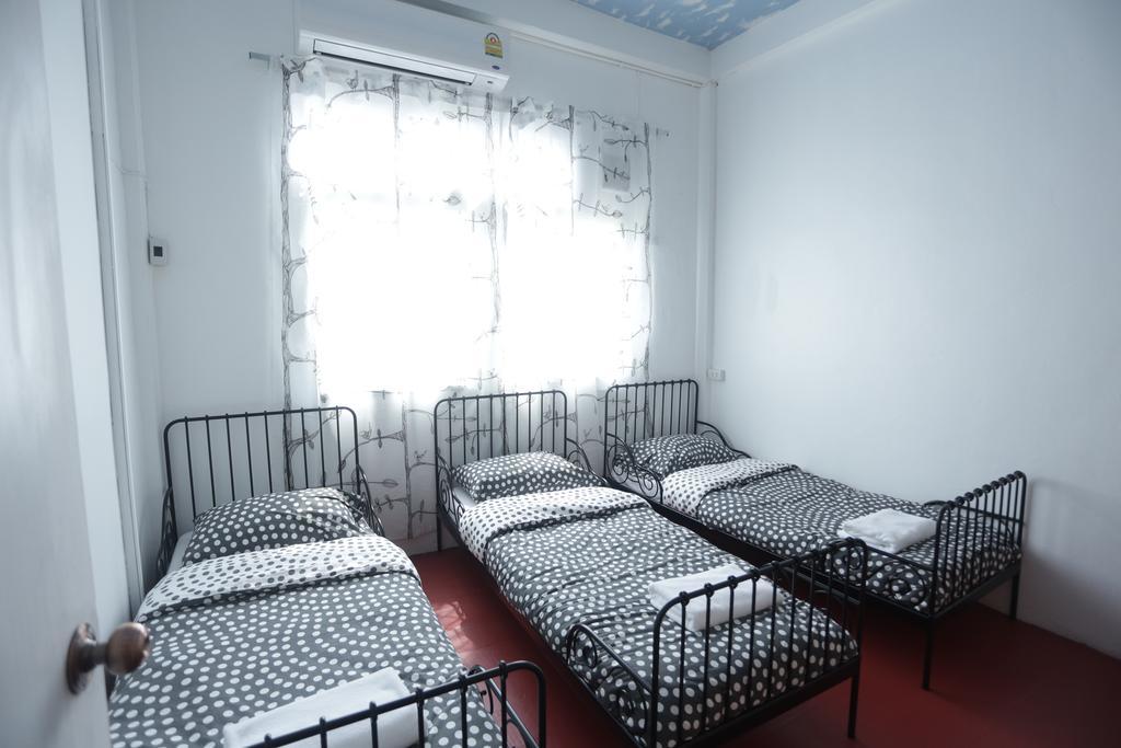 Tiger Lily Hostel 曼谷 外观 照片