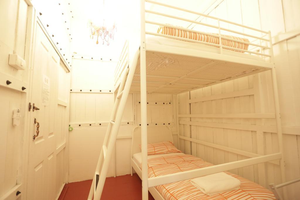 Tiger Lily Hostel 曼谷 客房 照片